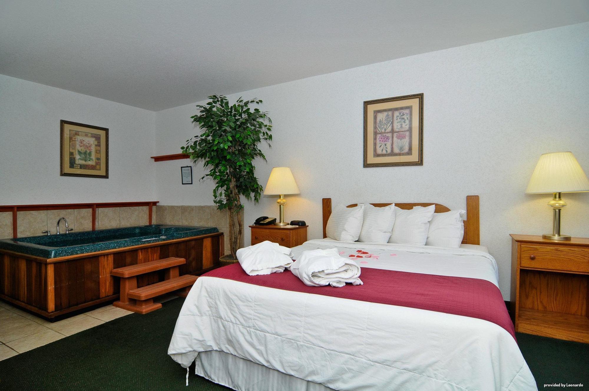 Surestay Plus Hotel By Best Western Berkeley Springs Quarto foto