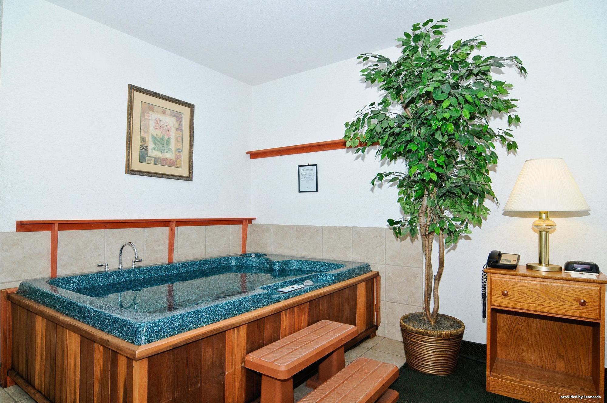 Surestay Plus Hotel By Best Western Berkeley Springs Instalações foto